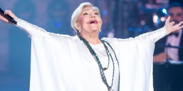 Την Τρίτη το ύστατο χαίρε στη Μαρινέλλα - Σε λαϊκό προσκύνημα η σορός της μεγάλης ερμηνεύτριας