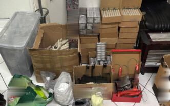 Άγιος Δημήτριος: 16χρονος μετέτρεψε το υπνοδωμάτιό του σε «εργαστήριο» εκρηκτικών και κροτίδων!