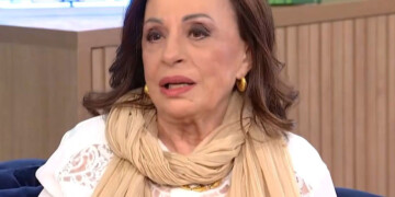 Χάρις Αλεξίου: Η συγκλονιστική εξομολόγηση για τη φτωχολογιά, την απώλεια του πατέρα της και τη μάχη για επιβίωση