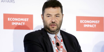 Θύμα άγριας επίθεσης ο Θεόδωρος Αθανασόπουλος – Ποιοι έστησαν καρτέρι στον ισχυρό άνδρα της Cepal;