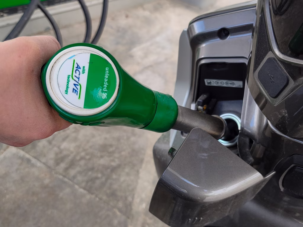 Fuel Pass 2026: Ποιοι δικαιούνται τα νέα επιδόματα για καύσιμα, diesel και λιπάσματα