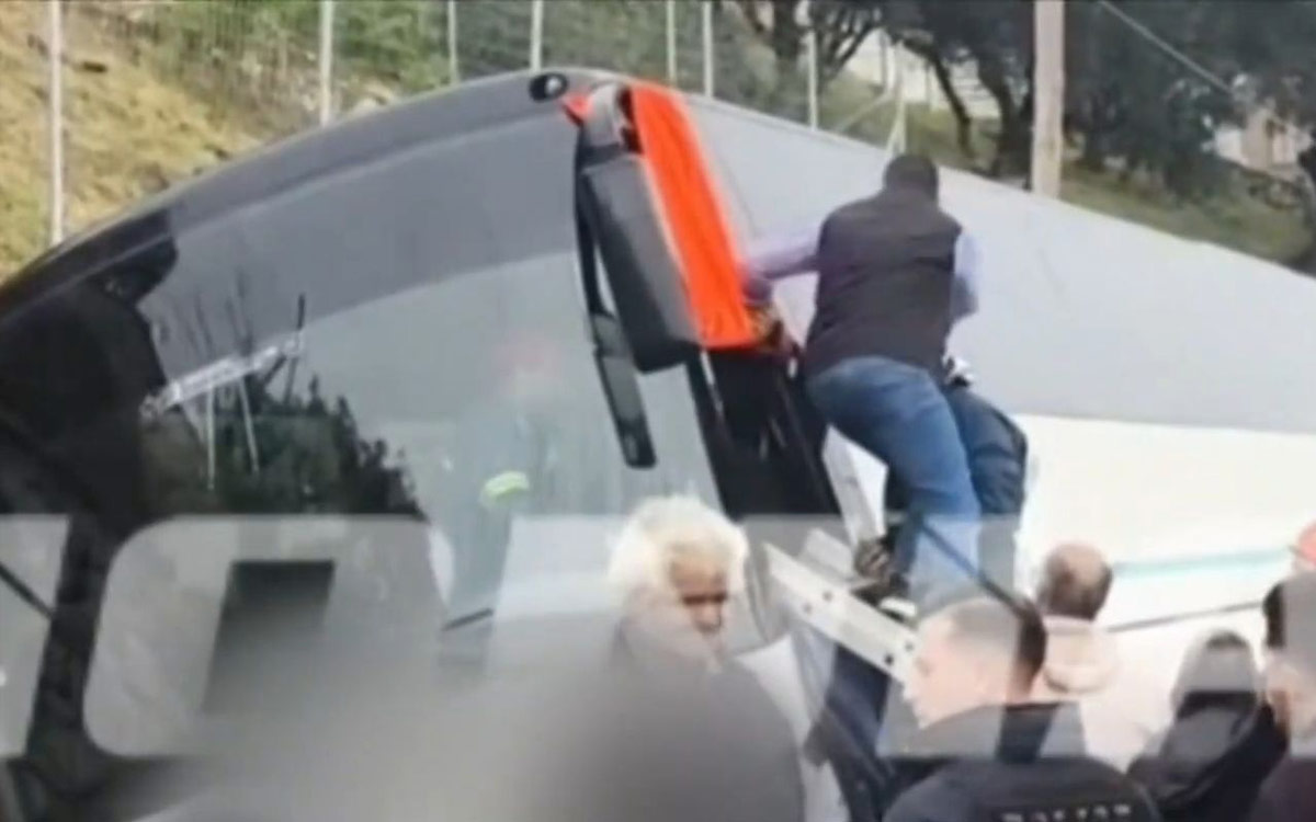 Τρόμος στο σχολικό: Τροχαίο ατύχημα στη Ζάκυνθο με μαθητές