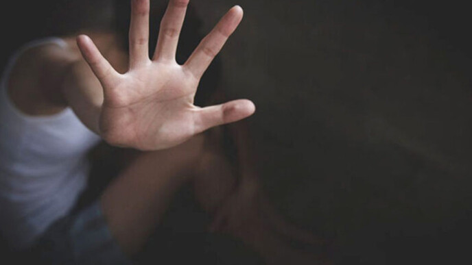 Σουηδία: Στη δικαιοσύνη 62χρονος που εξέδιδε τη σύζυγό του σε 120 άνδρες