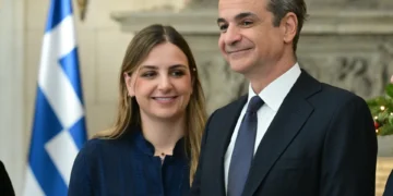 Η αποστομωτική απάντηση της Σοφίας Μητσοτάκη στα fake news: Ανέβασε το boarding pass από το Ομάν