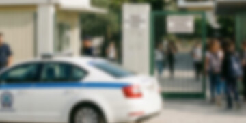 Αγία Παρασκευή: 19χρονος εκβίαζε ανηλίκους – Απέσπασε 11.300 ευρώ