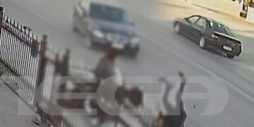 Σοκαριστικό βίντεο στην Ημαθία: Η στιγμή που μηχανή «εκτοξεύεται» πάνω σε ανυποψίαστη πεζή