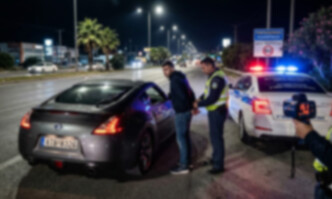 Μαραθώνας: «Πτήση» με 151 χλμ/ώρα στην άσφαλτο – Στα χέρια της Τροχαίας 25χρονος οδηγός