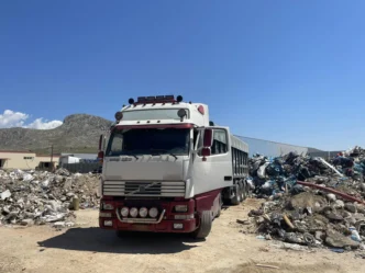 Σαρωτική έφοδος της ΕΛ.ΑΣ. στον Ασπρόπυργο: 10 συλλήψεις και όπλα σε βόθρους