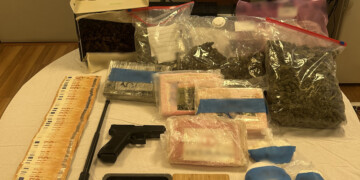 Τέλος στη δράση μεγάλης σπείρας ναρκωτικών – Επιχείρηση της ΕΛ.ΑΣ. σε τρεις μεγάλες περιοχές της χώρας