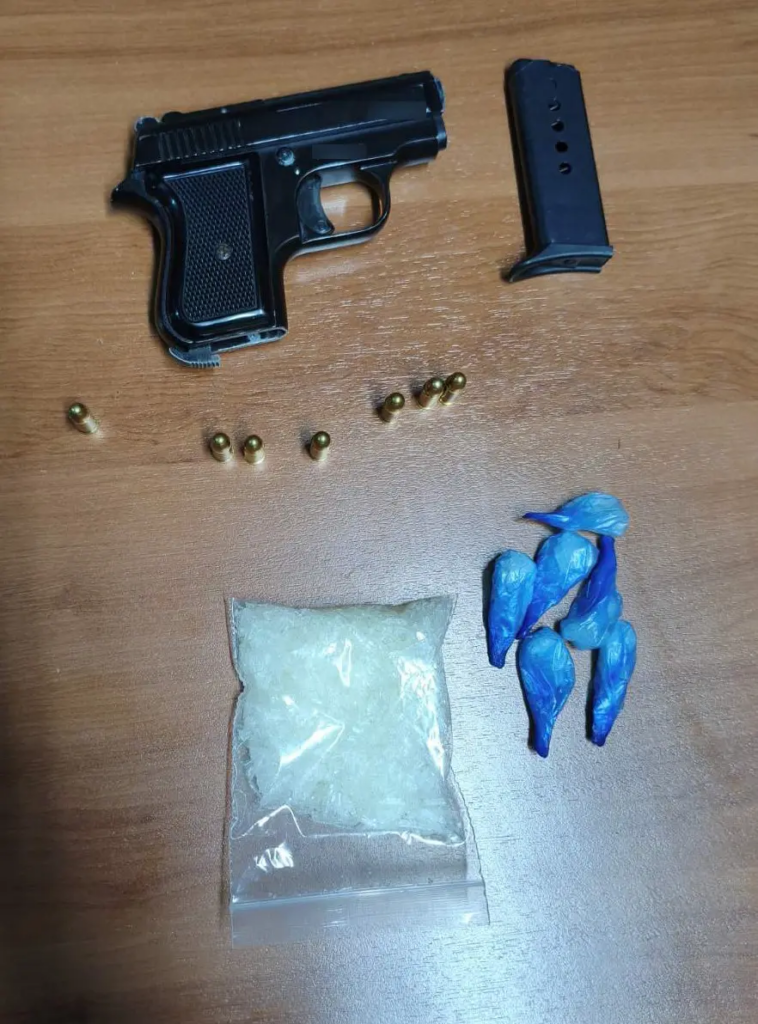 Άγιος Παντελεήμονας: Σύλληψη 35χρονου για απόπειρα ανθρωποκτονίας και ναρκωτικά - newstok.gr