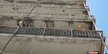 Ιταλία: Μητέρα έπεσε στο κενό με τα τρία παιδιά της