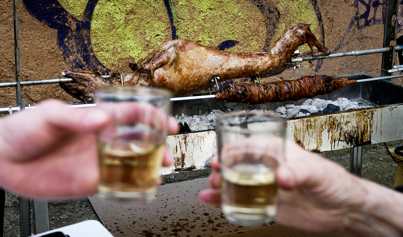 Ο καιρός του Πάσχα: Πού θα χρειαστείτε ομπρέλα και πού θα κυριαρχήσει ο ήλιος