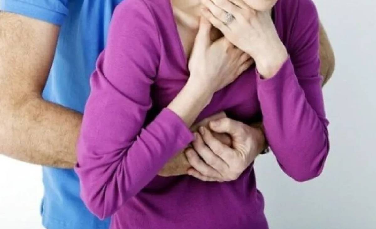 Μαθητής έσωσε γυναίκα που πνιγόταν σε εστιατόριο στην Καλαμαριά