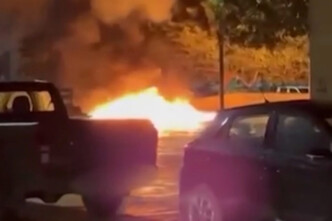 Εικόνες χάους στο Ηράκλειο: 14χρονοι πετούν μολότοφ έξω από εκκλησία