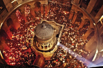 Άγιο Φως 2026: Το σχέδιο μεταφοράς στην Ελλάδα και τα μέτρα ασφαλείας