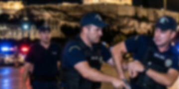Επεισόδιο μεταξύ αστυνομικών στην Ακρόπολη με μηνύσεις και κατασχέσεις όπλων