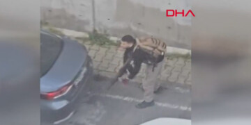 Στιγμές τρόμου στην Κωνσταντινούπολη: Η στιγμή που ένοπλοι ανοίγουν πυρ κατά του ισραηλινού προξενείου