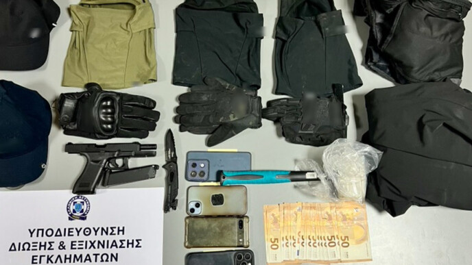 Γλυφάδα: Τρεις συλλήψεις μετά από ένοπλη απειλή κατά της ΔΙ.ΑΣ.