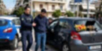 Σύλληψη «μαϊμού» μανάβηδων στην Ηλιούπολη: Έτσι ξάφριζαν σπίτια