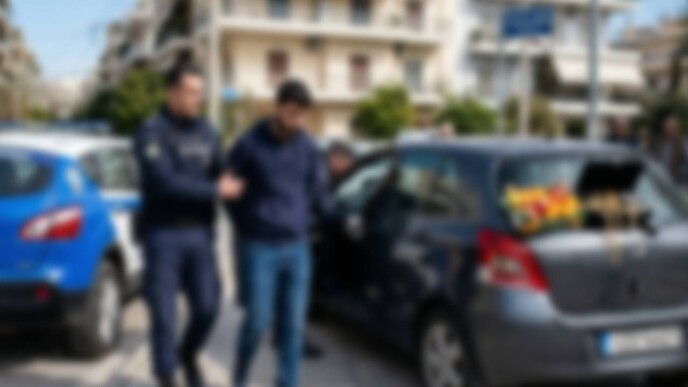 Σύλληψη «μαϊμού» μανάβηδων στην Ηλιούπολη: Έτσι ξάφριζαν σπίτια