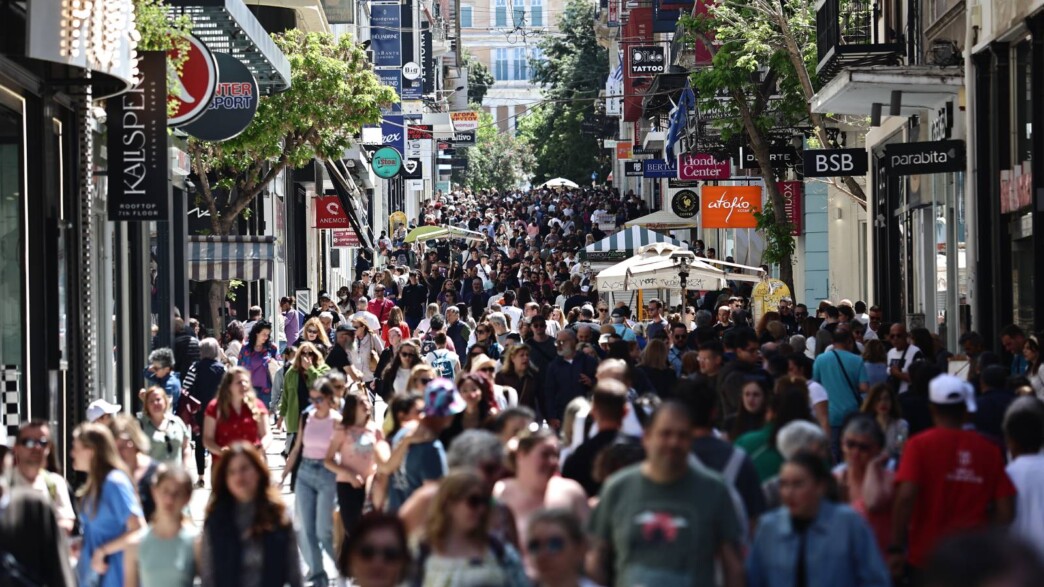 Πασχαλινές αγορές: Δείτε τις ώρες λειτουργίας μέχρι τη Δευτέρα