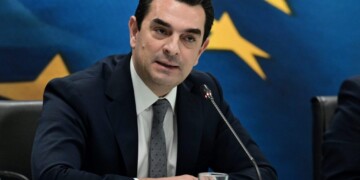 Κώστας Σκρέκας: Ζήτησε άρση ασυλίας για να «καθαρίσει» το όνομά του
