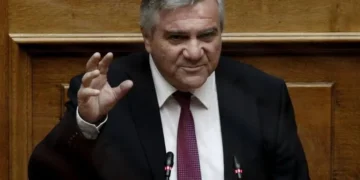 Παραίτηση Χάρη Καστανίδη από το ΠΑΣΟΚ μετά από δεκαετίες πορείας