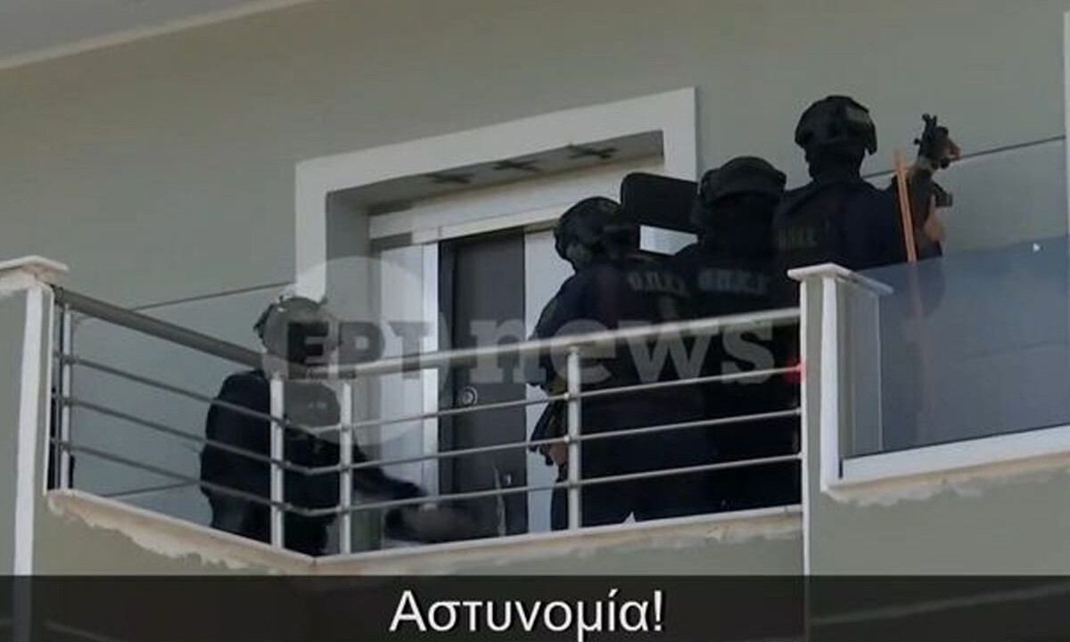 Έφοδος της ΕΛ.ΑΣ. στα Άνω Λιόσια με όπλα και 17 συλλήψεις