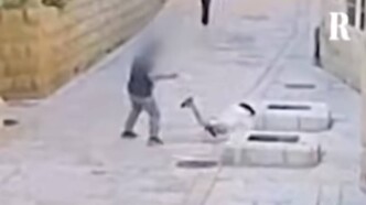 Βίαιη επίθεση σε Γαλλίδα μοναχή στην Ιερουσαλήμ: Καρέ-καρέ ο ξυλοδαρμός