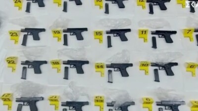 Σύλληψη δύο Τούρκων στη Θράκη: Εντοπίστηκαν 22 παράνομα όπλα που προορίζονταν για τη μαφία