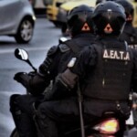Θεσσαλονίκη: Επεισοδιακή σύλληψη 37χρονου με δύο ανήλικες σε κλεμμένη μοτοσυκλέτα - newstok.gr