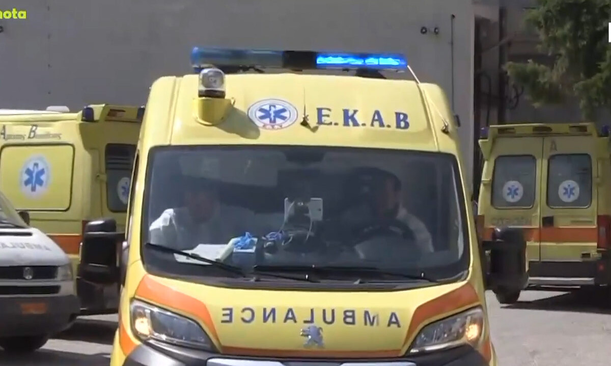 Αττική: Ακινητοποιημένα ασθενοφόρα λόγω έλλειψης ανταλλακτικών