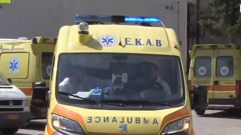 Αττική: Ακινητοποιημένα ασθενοφόρα λόγω έλλειψης ανταλλακτικών