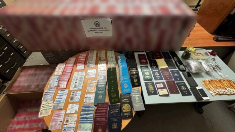 Σύλληψη 28χρονου στην Κυψέλη με ναρκωτικά και πλαστά έγγραφα
