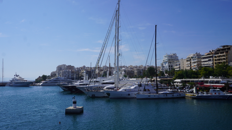Ιστιοπλοϊκό εμβόλισε και βύθισε ψαρόβαρκα στο Πασαλιμάνι