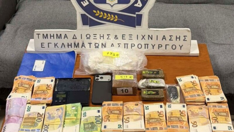 Σύλληψη 2 ατόμων για διακίνηση ναρκωτικών στον Άγιο Παντελεήμονα