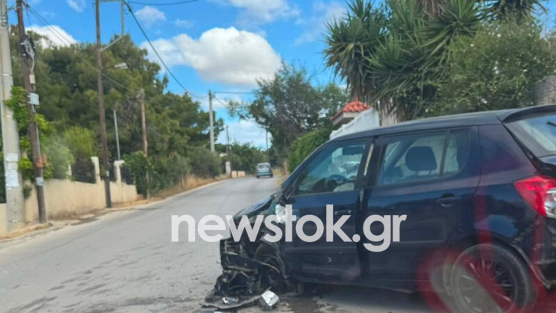Τρομακτικό πρωινό στην Αρτέμιδα με σφοδρή σύγκρουση οχημάτων και έναν τραυματία