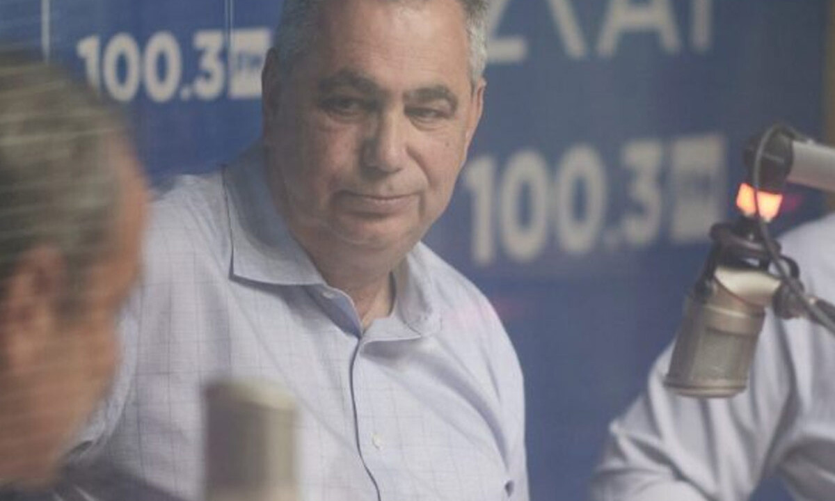 «Σεισμός» στον ΣΚΑΪ: Μετά την Κοσιώνη και τον Παπαδρόσο, αποχωρεί από το Φάληρο και ο Βασίλης Χιώτης