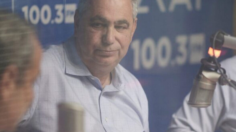 «Σεισμός» στον ΣΚΑΪ: Μετά την Κοσιώνη και τον Παπαδρόσο, αποχωρεί από το Φάληρο και ο Βασίλης Χιώτης