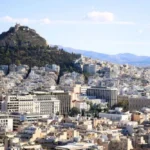 << Φρένο >> στις νέες άδειες Airbnb, ασφυξία από τον υπερτουρισμό - newstok.gr