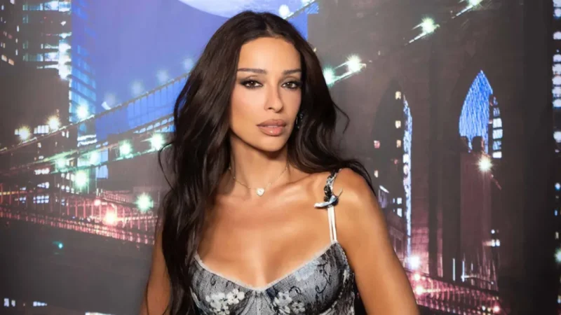 Ελένη Φουρέιρα: “Έχω φάει πάρα πολύ bullying…Η μητέρα μου με έπαιρνε και έκλαιγε”
