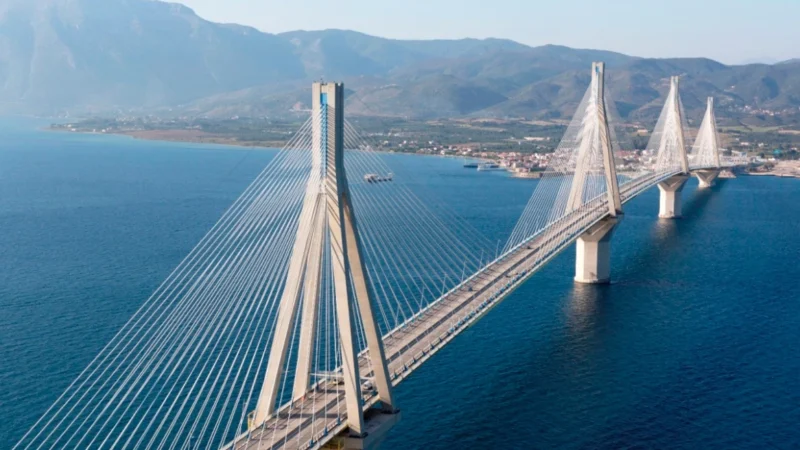Πάτρα: Στο νοσοκομείο 22χρονη τουρίστρια μετά από πτώση σε πλοίο με προορισμό το Αντίρριο - newstok.gr