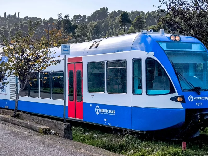 Hellenic Train: Εκτός λειτουργίας το τμήμα Λάρισα - Ραψάνη λόγω πυρκαγιάς - Καθυστερήσεις στα δρομολόγια - newstok.gr