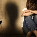 Ηράκλειο: Συνελήφθη 58χρονος άνδρας για απόπειρα πνιγμού 8χρονου με μαξιλάρι επειδή τον ενοχλούσαν οι φωνές του - newstok.gr