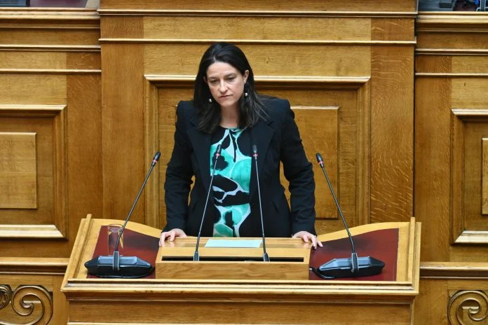 Νίκη Κεραμέως για κατάργηση περικοπών συντάξεων χηρείας: '' Αποκαθιστούμε μια μεγάλη κοινωνική αδικία '' - newstok.gr
