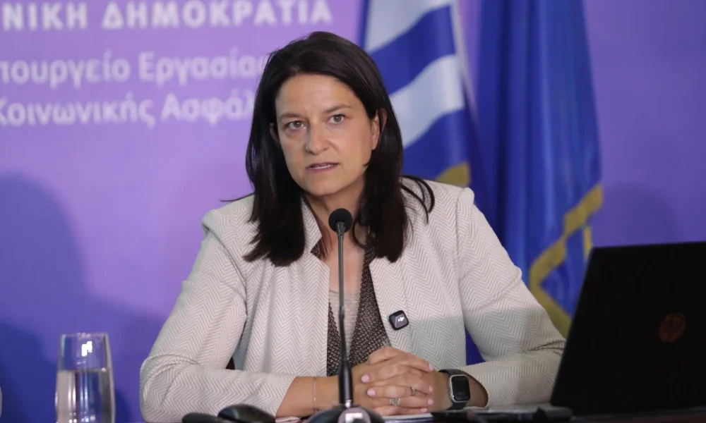 Νίκη Κεραμέως: ” Διευρύνουμε το πλέγμα προστασίας της μητρότητας ” – Οι έξι νέες ρυθμίσεις