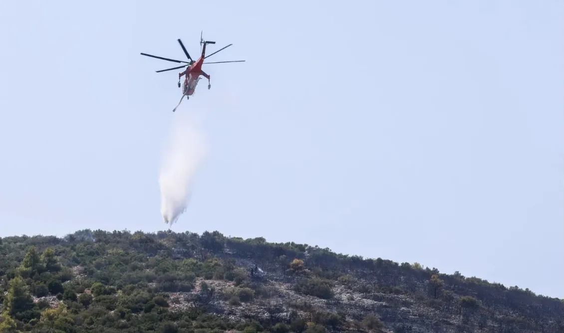 Συναγερμός στον Κάμπο Παραμυθιάς: Δύο εστίες φωτιάς, 112 για εκκένωση Γάλατα - Επιχειρούν 5 εναέρια - newstok.gr