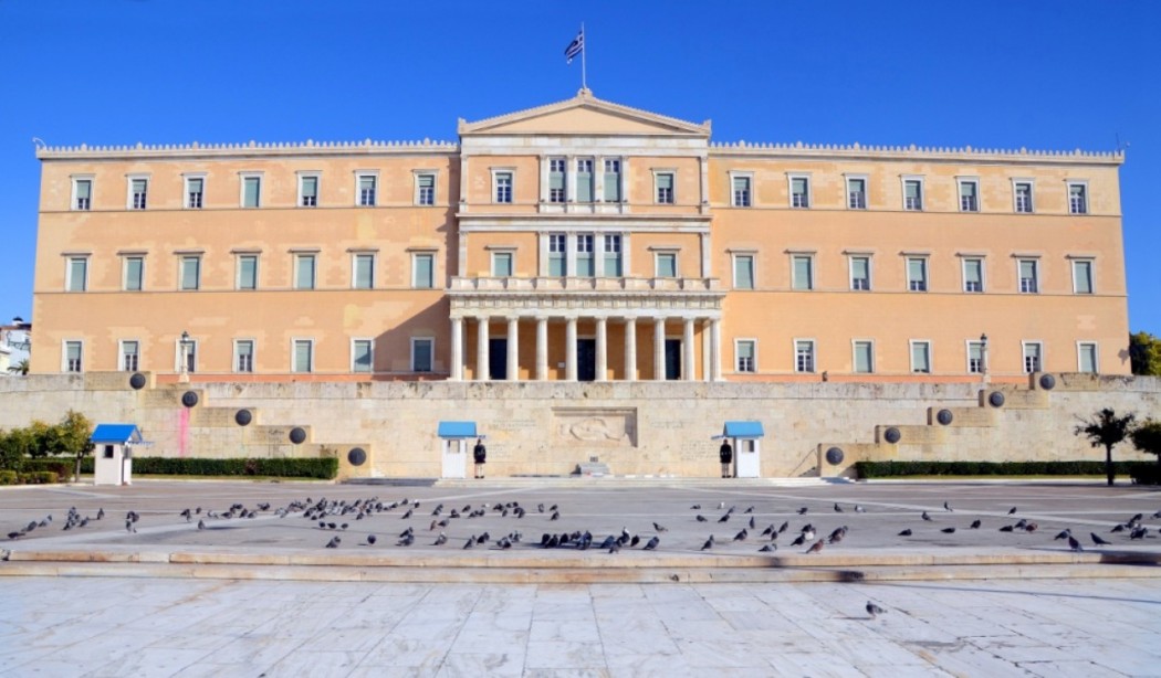 Μετεκλογικές συνεργασίες: Στόχος η αυτοδυναμία ή αν χρειαστεί η συνεργασία με ΠΑΣΟΚ, λέει η ΝΔ - Αποκλείει κάθε ενδεχόμενο συγκυβέρνησης το ΠΑΣΟΚ - newstok.gr