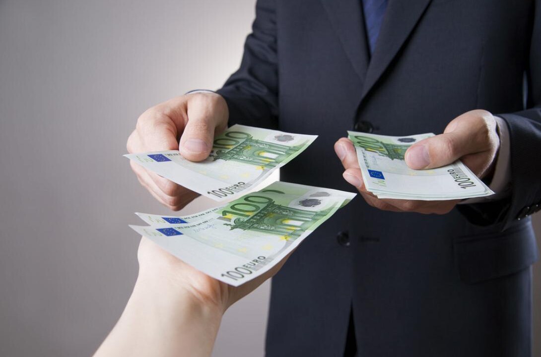 Εξάρθρωση σπείρας τοκογλύφων στη Βόρεια Ελλάδα με 4 συλλήψεις