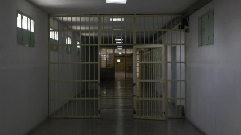 Χανιά: Νεκρός κρατούμενος στα κρατητήρια - Εντοπίστηκε από αστυνομικό κρεμασμένος με αυτοσχέδιο βρόχο - newstok.gr